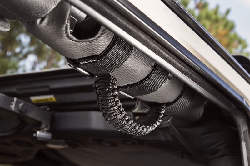 Jeep Wrangler LJ Grab Handles - Rugged Ridge - Paracord - Black/Black - `04-`06